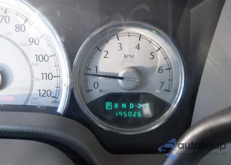 2008 Chrysler Aspen Limited из США, поврежденный, VIN 1A8HX58N58F130952